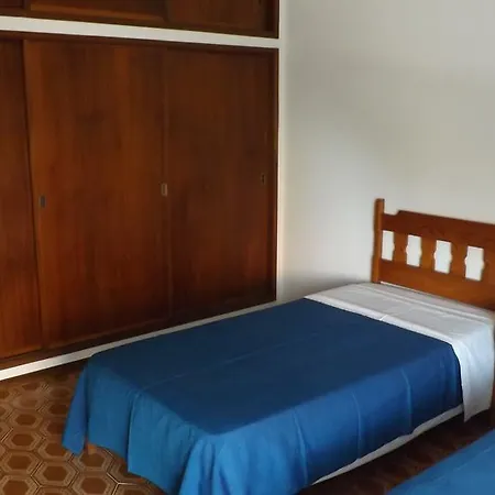 Duas Rosas Appart hôtel *